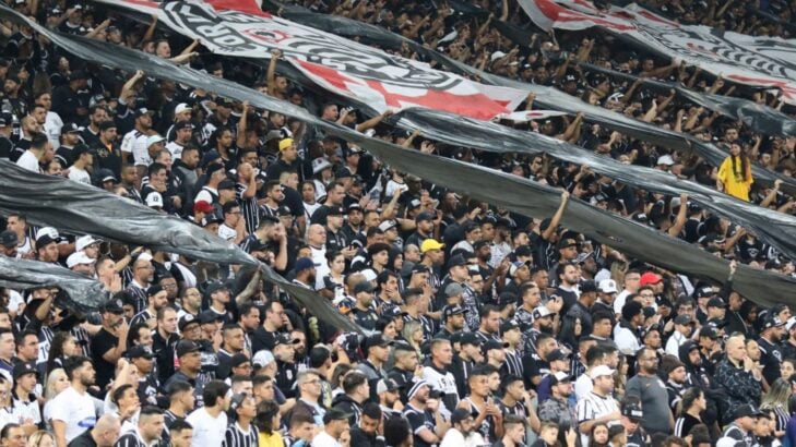 Torcedores revelam qual o maior freguês e o maior carrasco do Corinthians hoje Torcedores revelam qual o maior freguês e o maior carrasco do Corinthians hoje