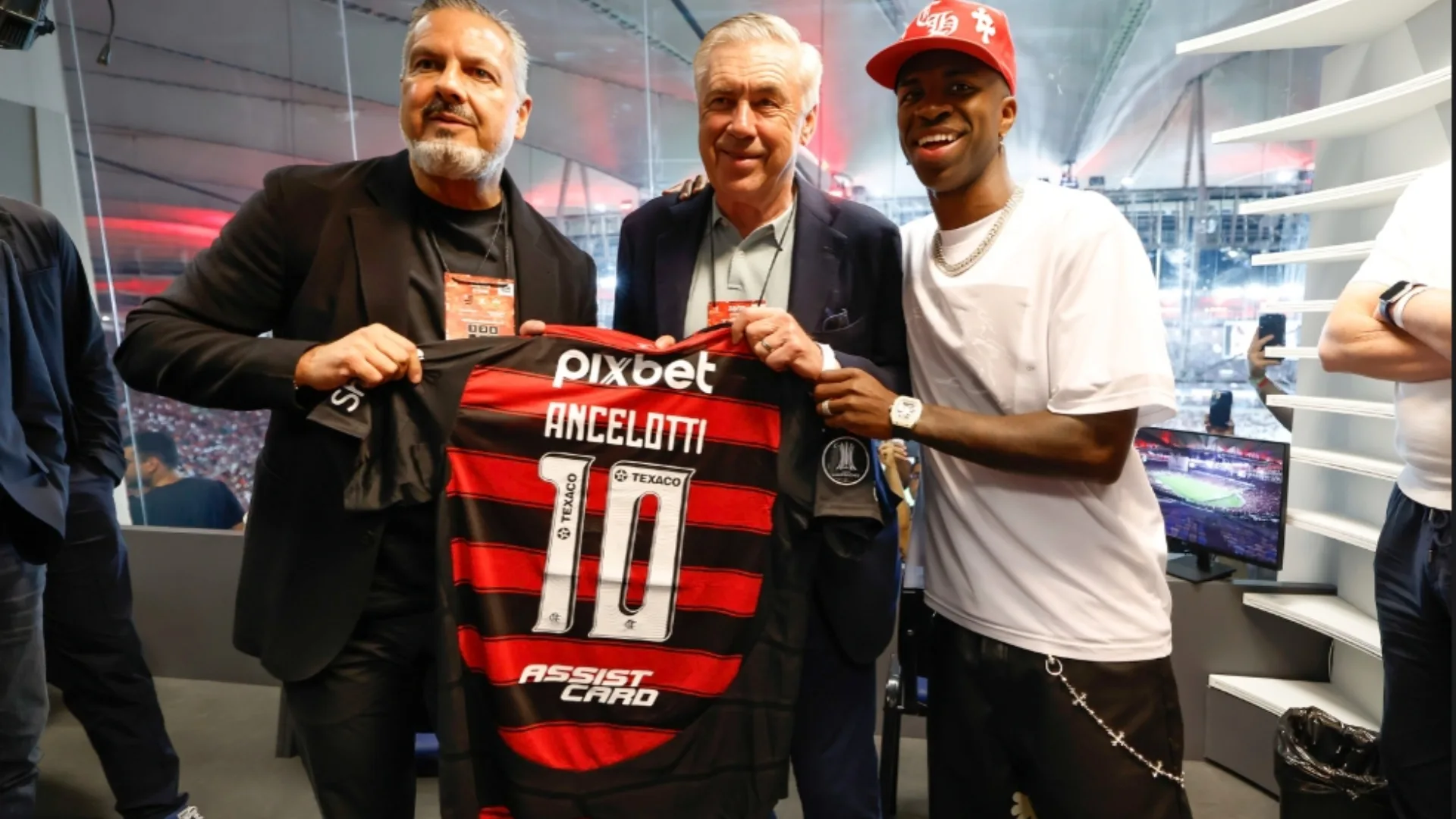 Tostão se encanta com Gerson e prevê Léo Pereira, do Flamengo, na seleção brasileira: “Está na memória do Ancelotti”