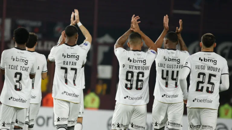 Vasco x Melgar: onde assistir ao Cruz-maltino na Sul-Americana