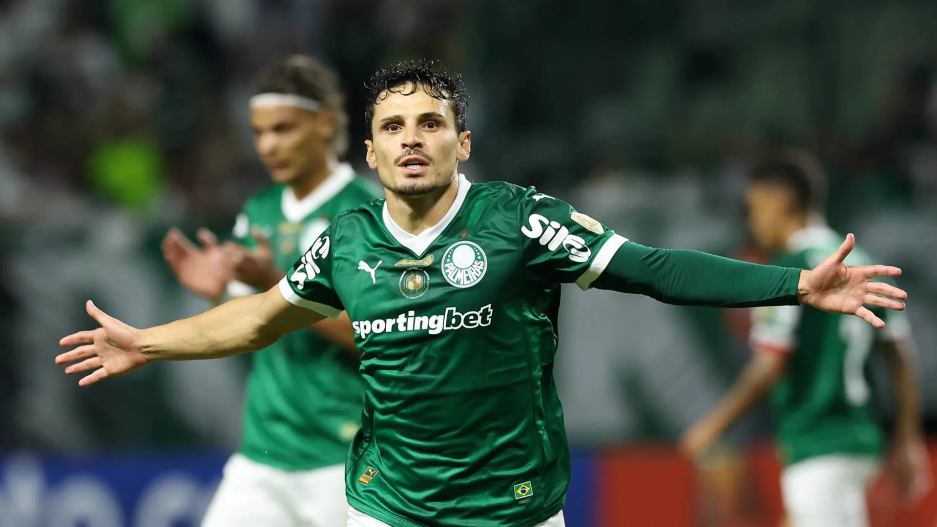 Palmeiras confirma Raphael Veiga e Facundo Torres no time titular contra o Al Ahly no Mundial de Clubes