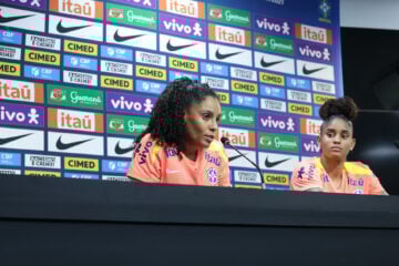Yasmim, lateral da Seleção Brasileira Feminina, destaca a importância de Arthur Elias (Reprodução/Lívia Villas Boas/Staff Images Woman/CBF)