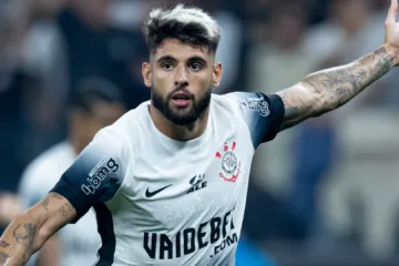 Yuri Alberto se irrita com diretoria do Corinthians por renovação e torcida critica: “Criando sondagens para aumentar salário”