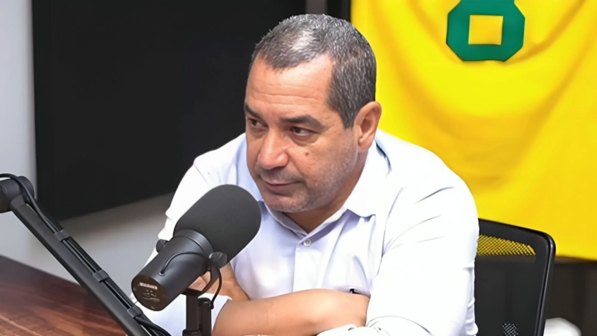 Zinho elege time que não é “incomparável” no Brasil hoje