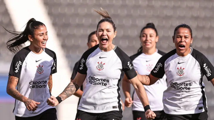 Última rodada do Brasileirão Feminino tem vitórias de Corinthians e Palmeiras e definição nas duas partes da tabela Última rodada do Brasileirão Feminino tem vitórias de Corinthians e Palmeiras e definição nas duas partes da tabela
