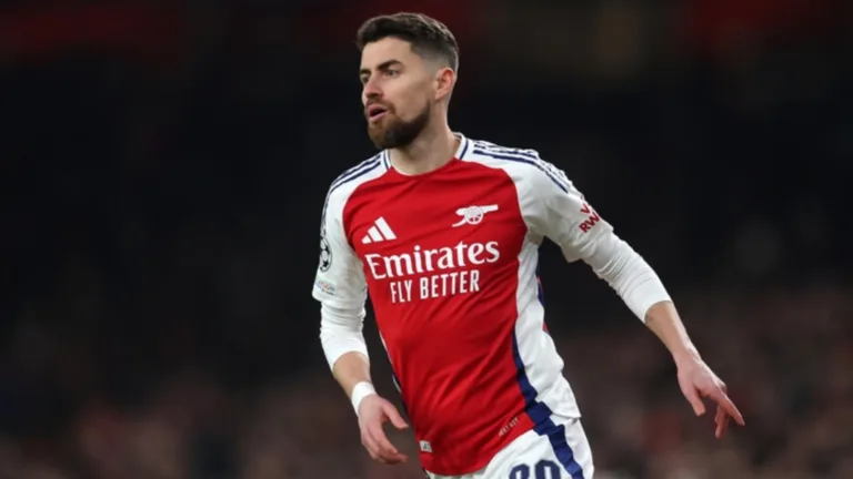 Como fica a escalação do Flamengo de Filipe Luis após a chegada de Jorginho no elenco