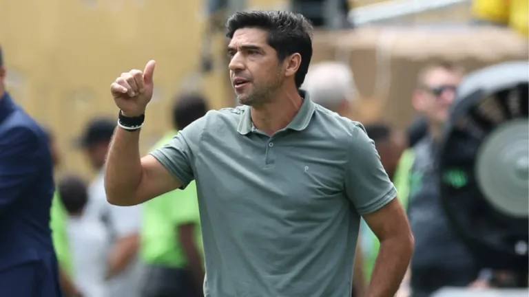 Abel Ferreira exalta Paulinho, mas confirma limitação física: “Não contamos com ele por mais de 30 minutos”