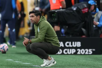 Abel revela Palmeiras ‘desfrutando’ do Mundial de Clubes e seu encanto com a torcida: “Uma verdadeira família”