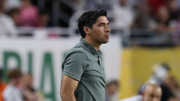 Arnaldo Ribeiro corneta trabalho de Abel Ferreira com o Palmeiras no Mundial de Clubes: “Precisa voltar a surpreender” Arnaldo Ribeiro corneta trabalho de Abel Ferreira com o Palmeiras no Mundial de Clubes: “Precisa voltar a surpreender”