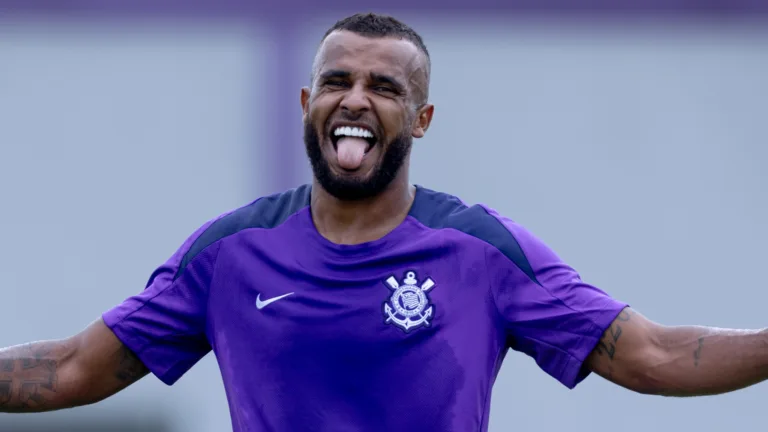 Muller se empolga com Alex Santana no Grêmio: “Perdeu espaço após lesão, mas não é mau jogador”