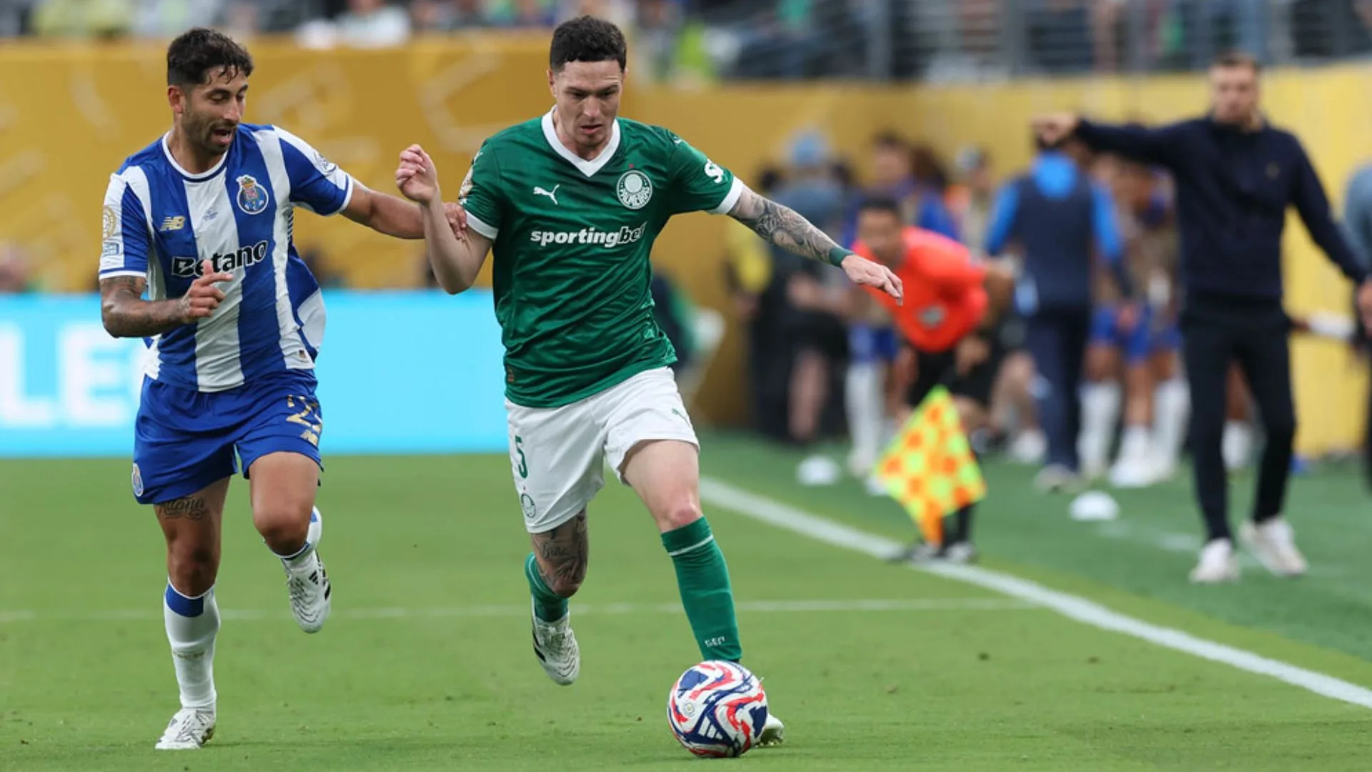 Ana Thaís elege Aníbal Moreno como “grande surpresa” do Palmeiras no Mundial: “Nunca achei nada demais”