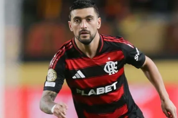 Arrascaeta preocupa torcida do Flamengo antes de encarar o Chelsea no Mundial de Clubes: “Será alguma lesão?”