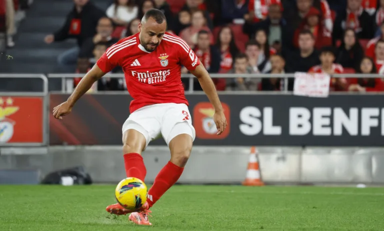 Reforço do Botafogo, Arthur Cabral fez mais de 100 gols em três times na Europa