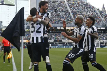 Zinho rechaça duelo parelho em PSG x Botafogo no Mundial de Clubes: “Jogar por uma bola”