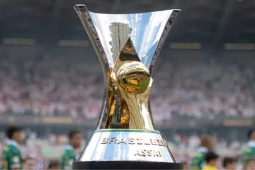 Flamengo tem liderança do Brasileirão ameaçada antes do Mundial de Clubes e pode cair para terceiro