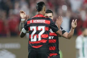 Vampeta abandona clubismo e garante classificação do Flamengo contra o Bayern no Mundial: “É um belo time”