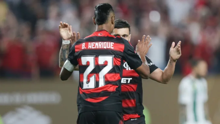 Vampeta abandona clubismo e garante classificação do Flamengo contra o Bayern no Mundial: “É um belo time” Vampeta abandona clubismo e garante classificação do Flamengo contra o Bayern no Mundial: “É um belo time”
