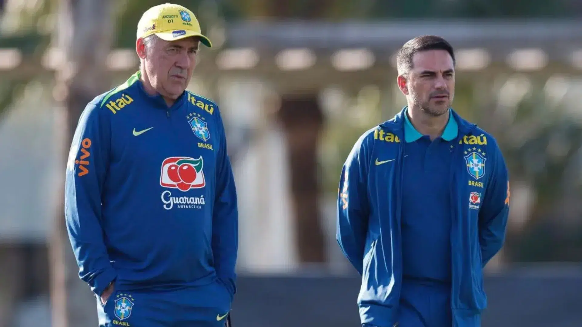 Vampeta discorda da escalação de Ancelotti na seleção brasileira: “Mudaria a zaga e a lateral”