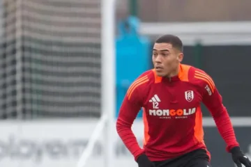 Nicola descarta possibilidade de Carlos Vinícius no Atlético-MG e faz alerta sobre salário