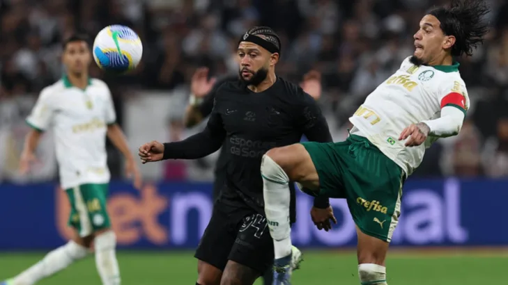 Cicinho projeta confrontos da Copa do Brasil: “Passa o Corinthians, pois o Palmeiras não rende em jogo grande” Cicinho projeta confrontos da Copa do Brasil: “Passa o Corinthians, pois o Palmeiras não rende em jogo grande”