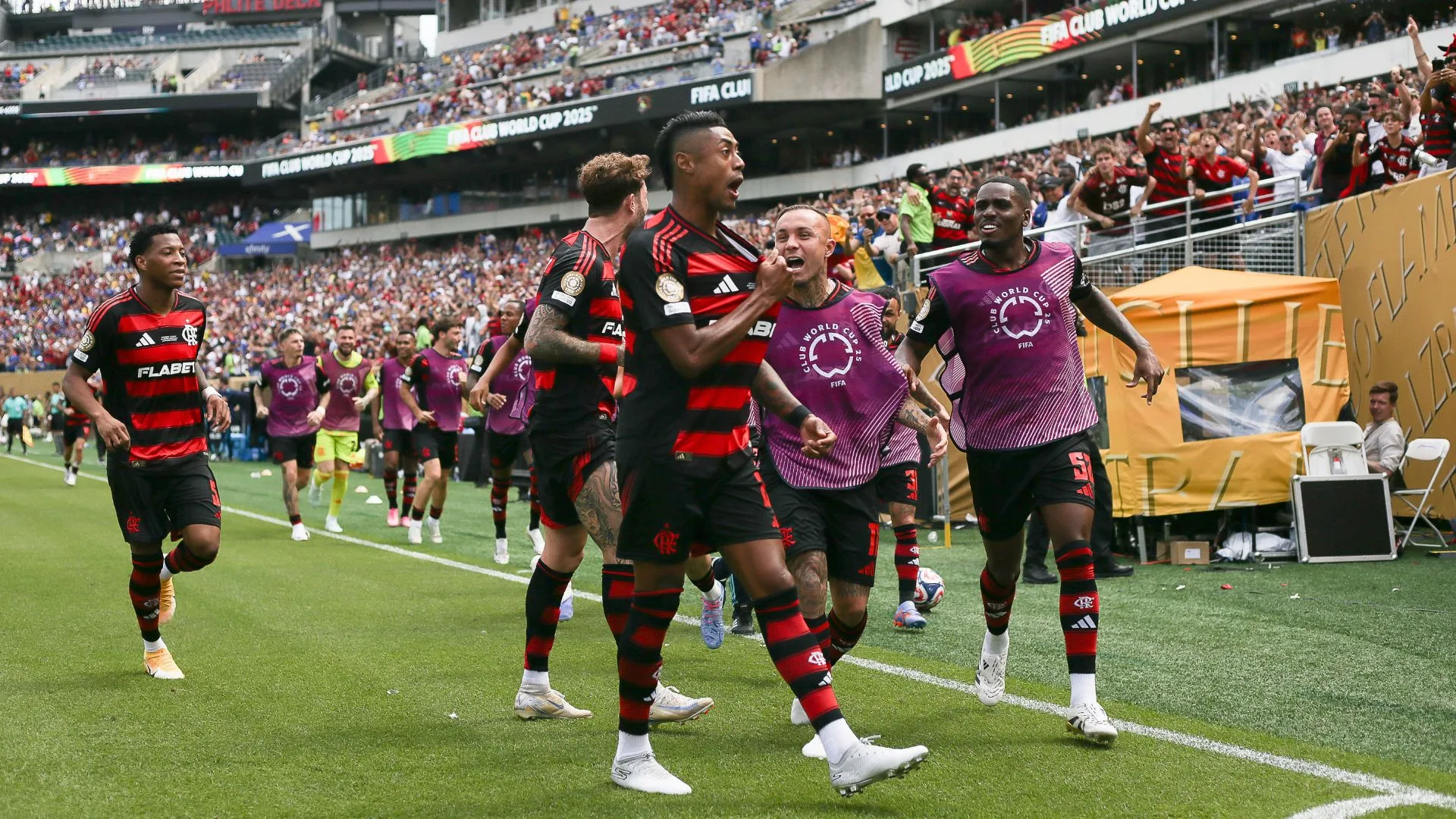 Cicinho diz que Flamengo vence o Los Angeles FC hoje no Mundial de Clubes: “Não vai ser diferente”