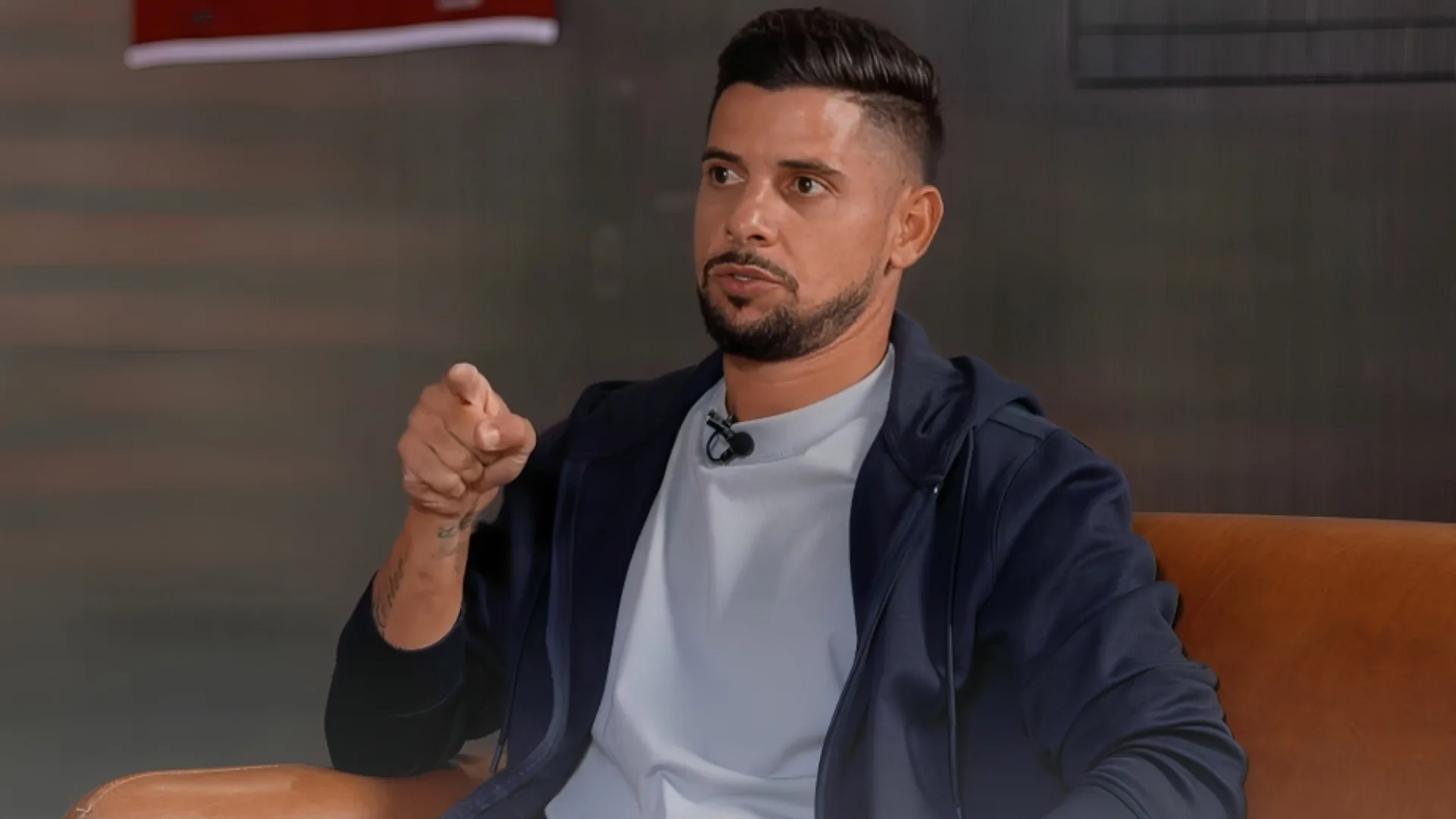 Cicinho não empolga com Palmeiras e crava Flamengo na final da Copa do Mundo de Clubes: “Se não for campeão”