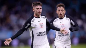 Flavio Prado projeta futuro do Corinthians no Brasileirão: “Não é time para cair nem para ser campeão”