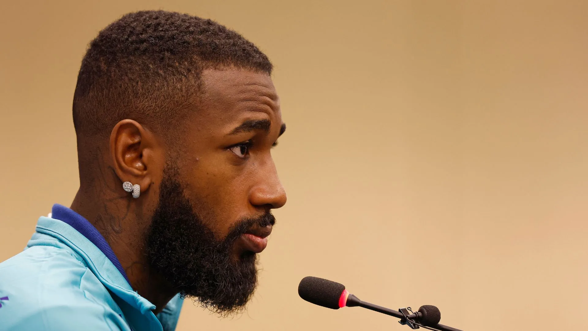 Craque Neto detona Gerson após rumores de possível saída do Flamengo: “Vai para o Zenit, pô?”