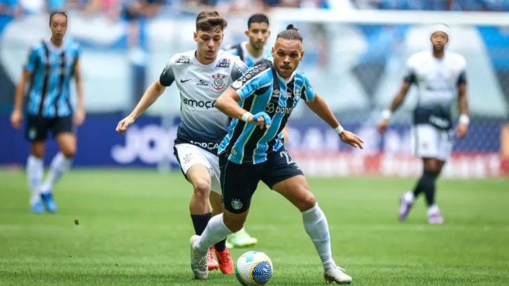 Craque Neto prevê vitória do Grêmio contra o Corinthians e dispara sobre Depay: “Deram férias para ele” Craque Neto prevê vitória do Grêmio contra o Corinthians e dispara sobre Depay: “Deram férias para ele”