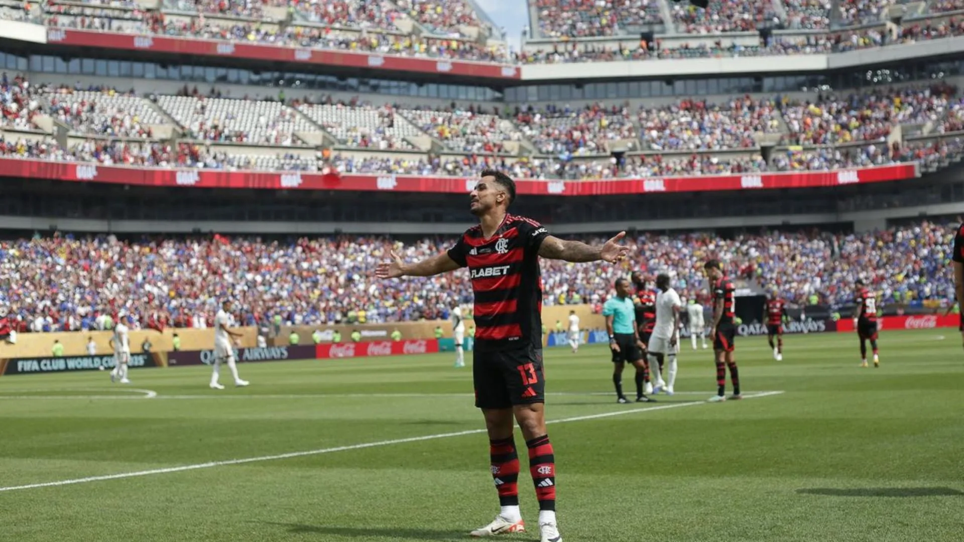 Flamengo pode se classificar com tropeço do Los Angeles FC hoje; clube pode garantir primeira colocação