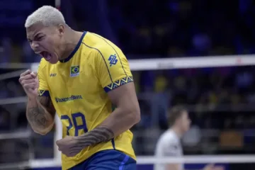 Seleção masculina de vôlei: Darlan mira recorde mundial após saque decisivo pela Liga das Nações (VNL)