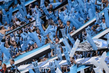 48% da torcida do Grêmio é favorável à transformação do clube em uma SAF 