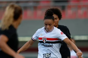 Corinthians sofre virada relâmpago para o São Paulo no Paulistão Feminino e perde invencibilidade de 14 jogos