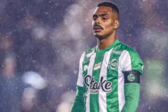 Caíque atuando pelo Juventude