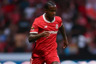 Helinho, atacante do Toluca, do México