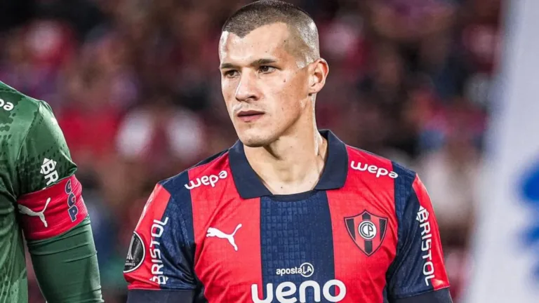 Notícias do Internacional hoje têm embarque de Alan Benítez, aumento de salário de Vitão e prioridades de contratação