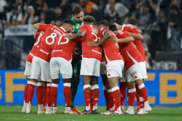Internacional volta de férias com “reforços caseiros” e elenco se reapresenta com apenas uma contratação