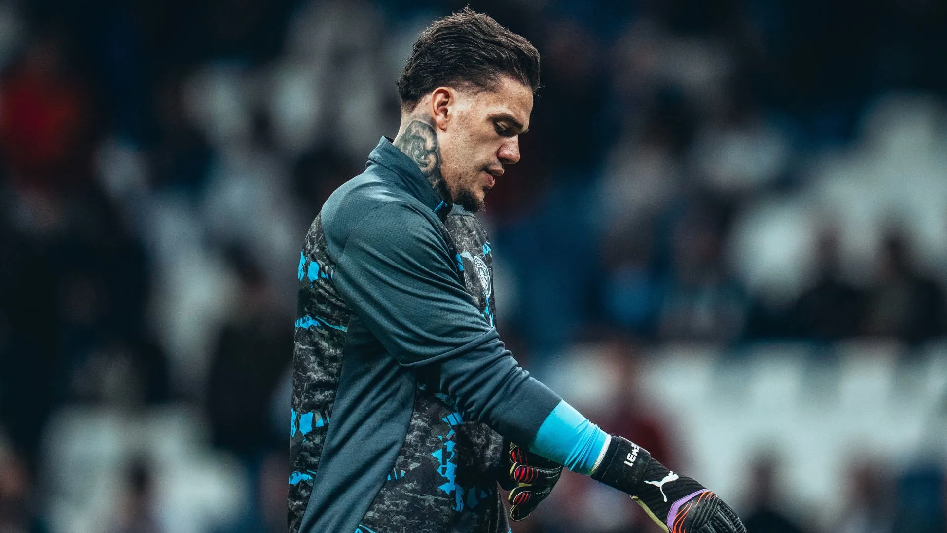 Torcedores do Flamengo pedem a contratação do goleiro Ederson, de saída do Manchester City: “Seria loucura fazer proposta?”