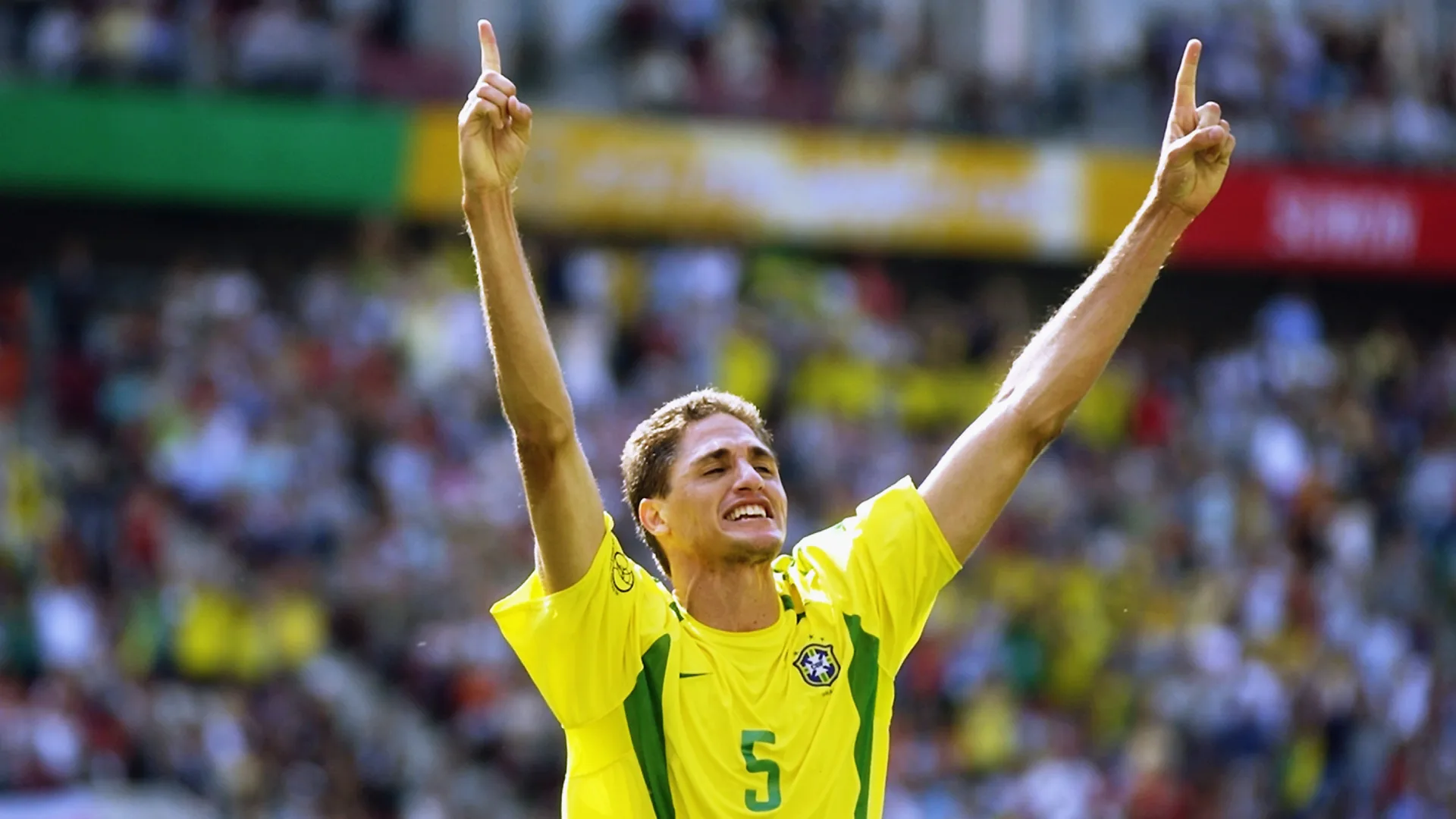 Campeão na Seleção, Edmilson relembra fase antes do título: “nós estávamos muito piores do que estamos hoje”