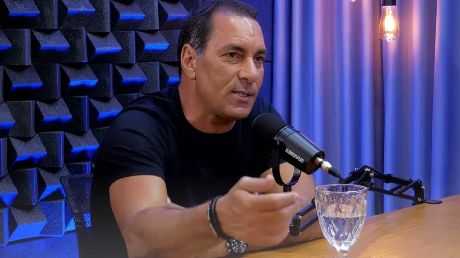 Edmundo não vê evolução no Vasco e projeta duelo com o São Paulo no Brasileirão: “É um jogo muito difícil”