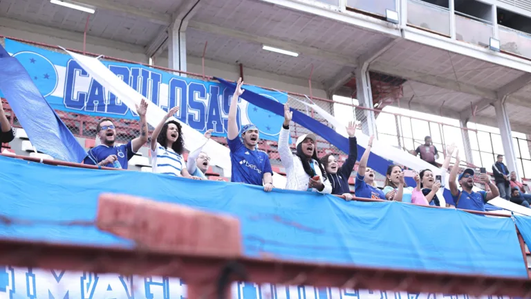 Torcedores do Cruzeiro podem se empolgar com campanha no Brasileirão Feminino e masculino