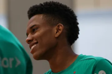 Jornal da Alemanha elogia Estêvão e compara atacante do Palmeiras a Neymar: “O típico driblador brasileiro”