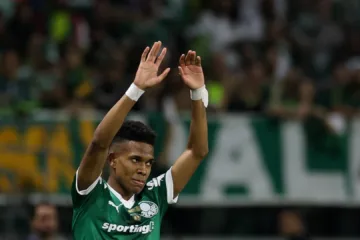 Substituto de Estevão no Palmeiras: Nicola lista jogadores que podem assumir a vaga e crava Allan como favorito