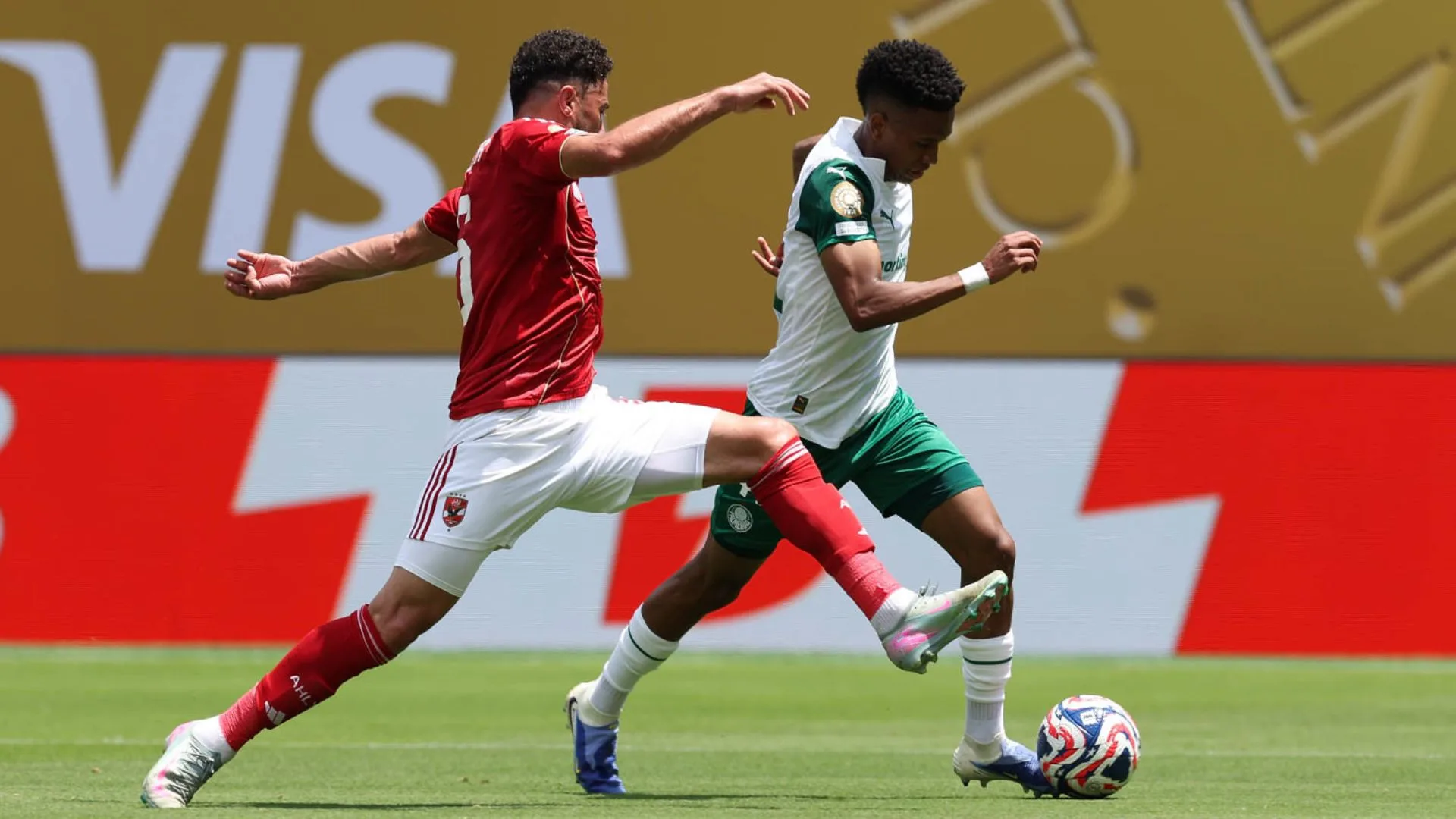 Estêvão foge de polêmica com Abel Ferreira por substituição no Palmeiras x Al-Ahly: “Ele sabe de tudo”