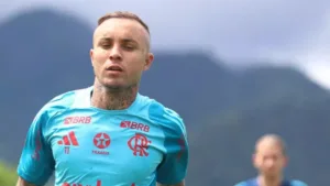 Everton Cebolinha admite que pediu para sair do Flamengo e cita interesse de Palmeiras e Grêmio