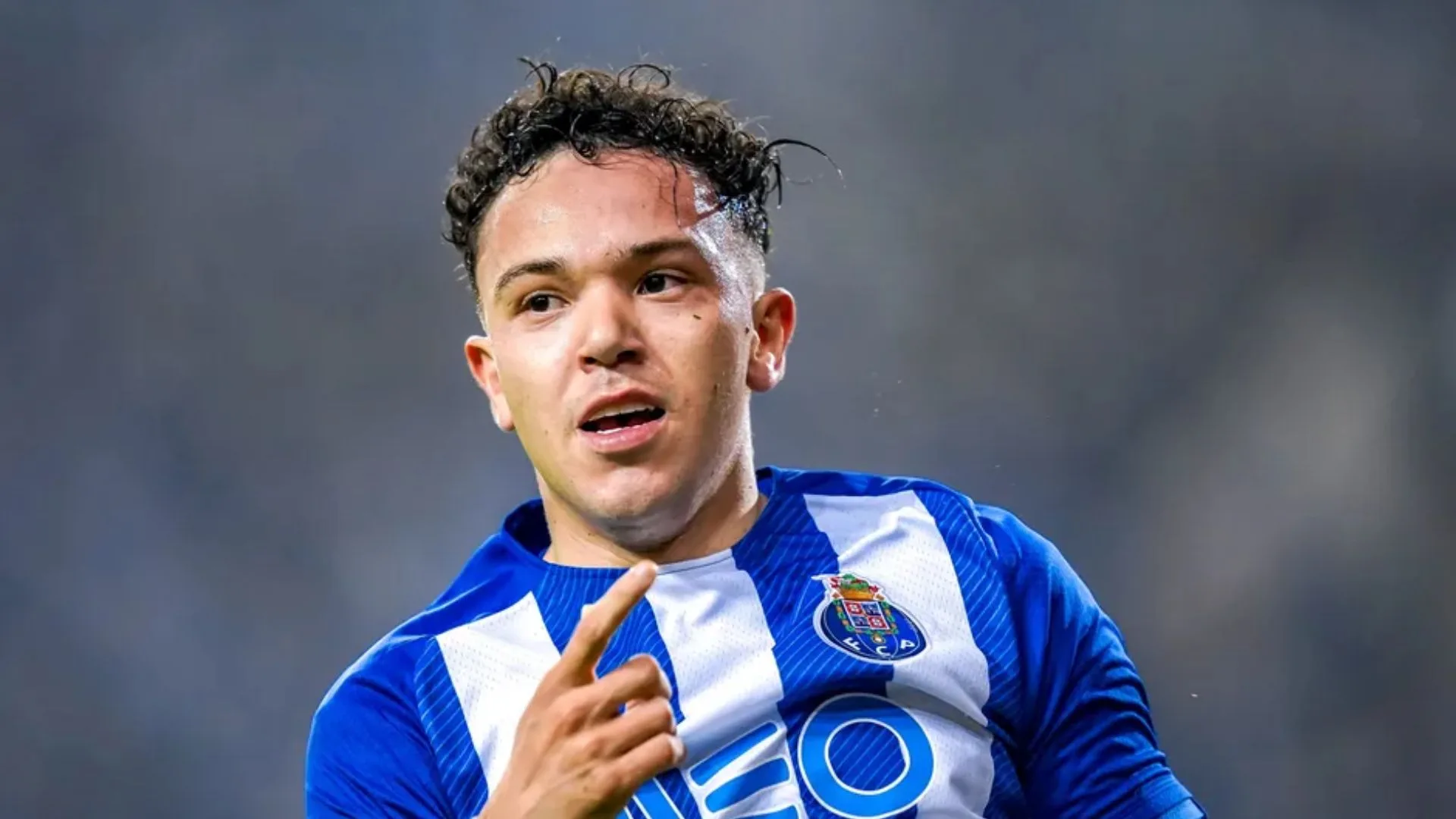 Ex-Grêmio, Pepê está na lista de jogadores que podem ser dispensados após Porto fracassar no Mundial de Clubes