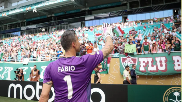 Felipe Melo cobra Fábio na seleção brasileira após classificação do Fluminense no Mundial: “Futebol não tem idade”