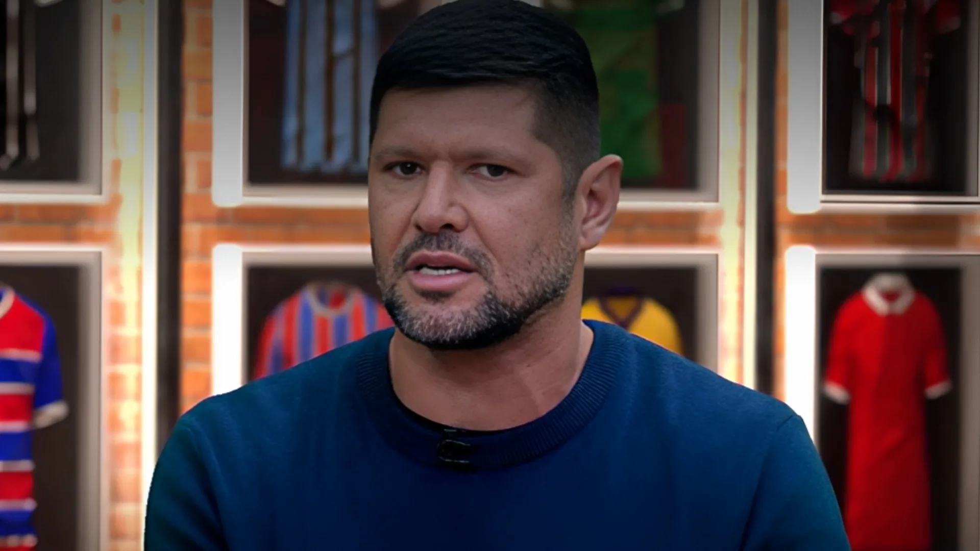 Fábio Luciano reage ao protesto da torcida do Flamengo contra Gerson: “Importante apoiar aqueles que ficam”