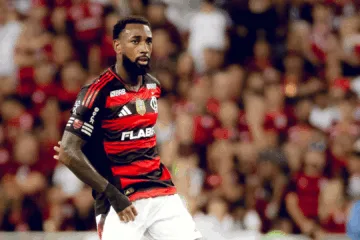 Flamengo inscreve Gerson no Mundial de Clubes, mas torcedores reprovam: “Quer ir embora? Some logo”