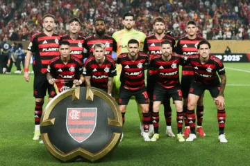 VSR acredita que o Flamengo sai melhor do Mundial de Clubes: “Filipe Luís teve treinos de muita qualidade”