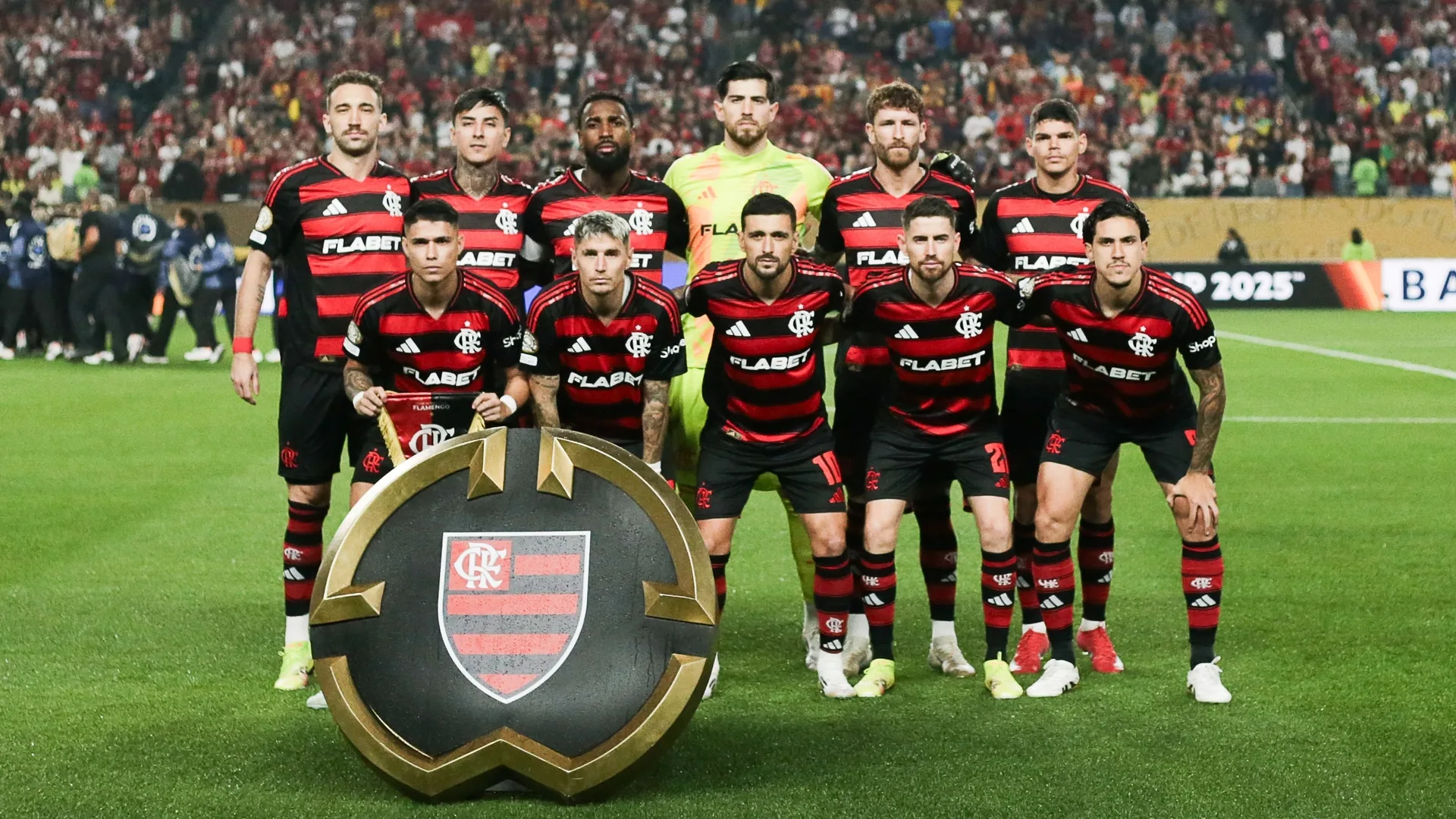 VSR acredita que o Flamengo sai melhor do Mundial de Clubes: “Filipe Luís teve treinos de muita qualidade”